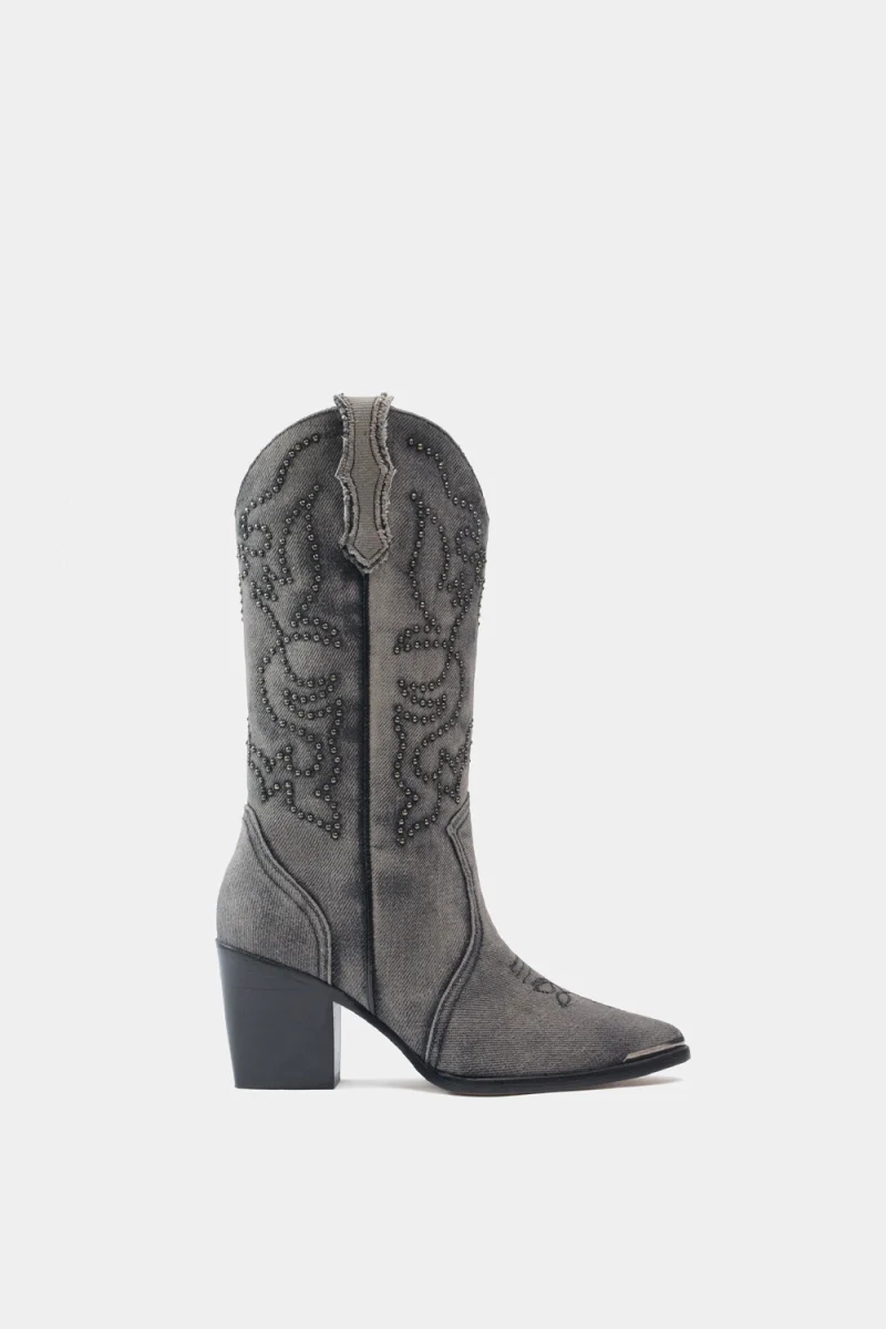 Botas